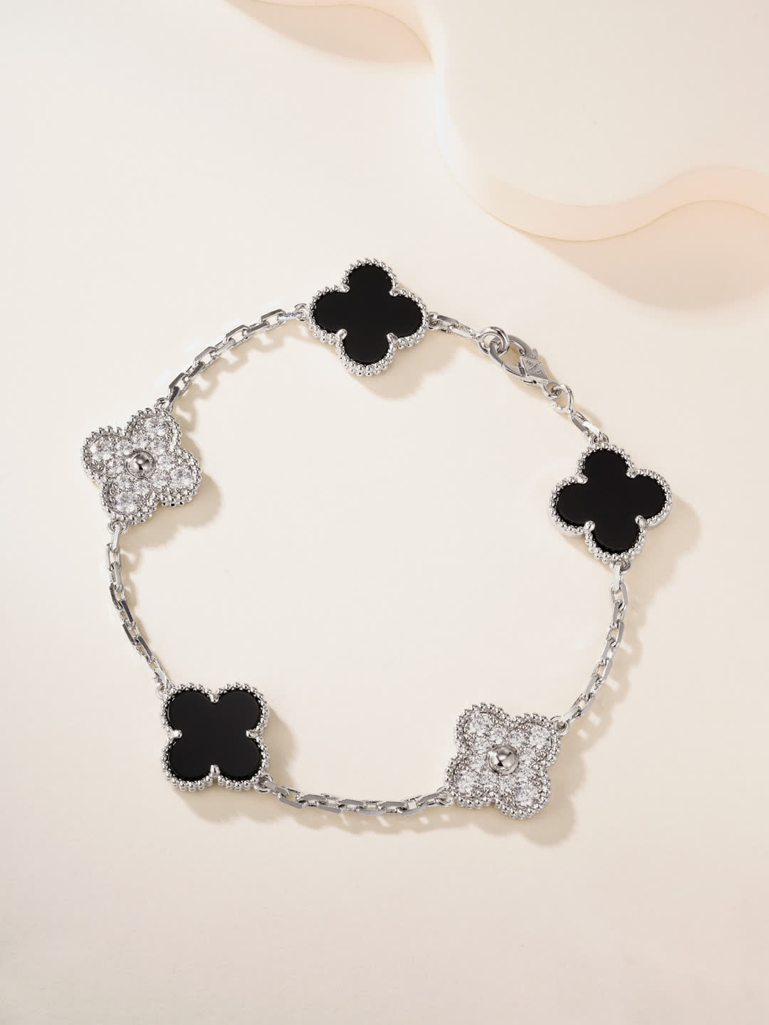 Van Cleef & Arpels Magic Alhambra Bracelet
